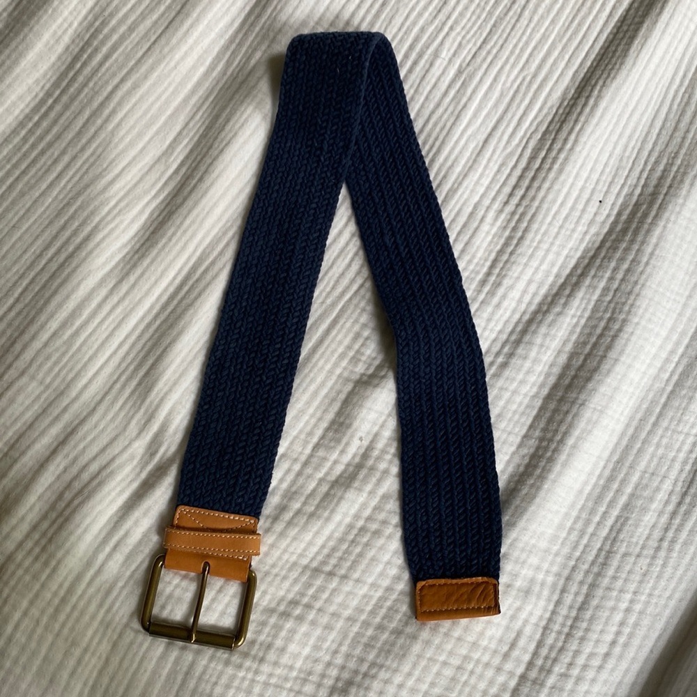 Knit Belt with Leather Detail